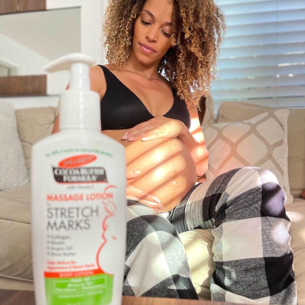 GETIT.QA- Qatar’s Best Online Shopping Website offers PALMER'S COCOA BUTTER FORMULA STRETCH MARKS MASSAGE LOTION 250 ML at the lowest price in Qatar. Free Shipping & COD Available!