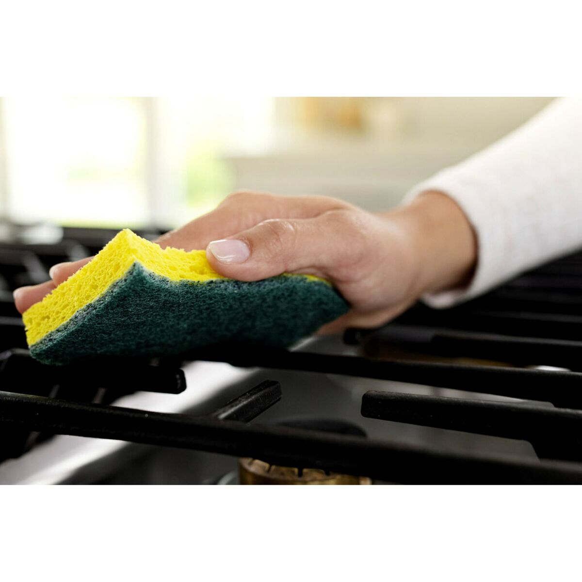 GETIT.QA- Qatar’s Best Online Shopping Website offers SCOTCH BRITE HEAVY DUTY SCRUB SPONGE SIZE 114MM X 68MM X 15MM 6 PCS
 at the lowest price in Qatar. Free Shipping & COD Available!