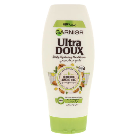 GETIT.QA- Qatar’s Best Online Shopping Website offers GARNIER ULTRA DOUX NURTURING ALMOND MILK CONDITIONER 400 ML at the lowest price in Qatar. Free Shipping & COD Available!