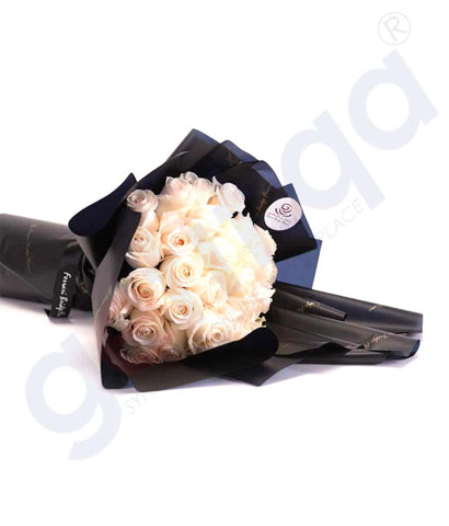 Buy Le Blanc 35 Hand Bouquet Price Online in Doha Qatar